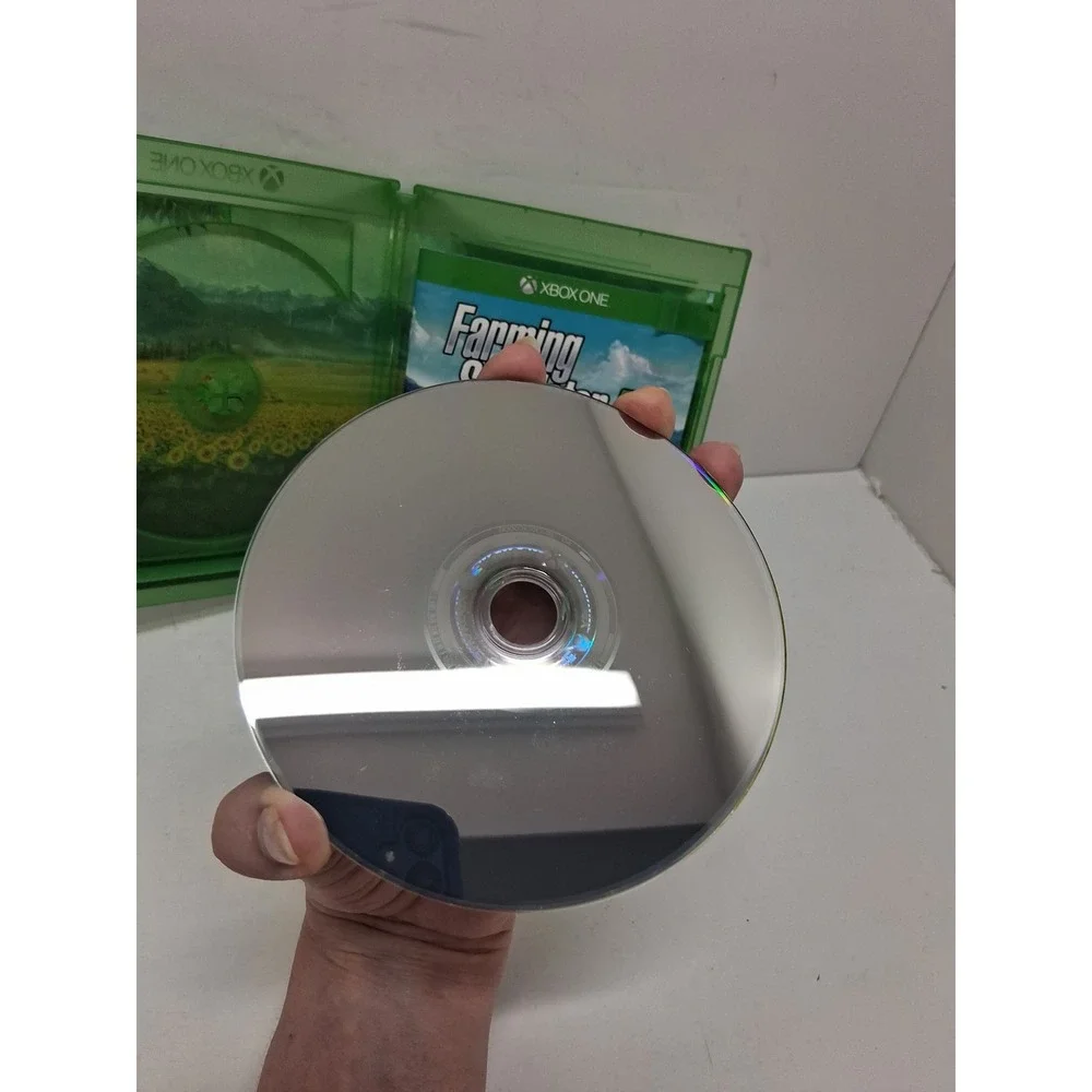 Farming Simulator 17 Xbox One Video Game GIANTS Software Focus Home Interactive